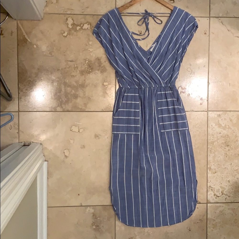 Cotten blend pocket front dress